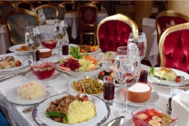 Esraf Lokantasi Senlikkoy Istanbul